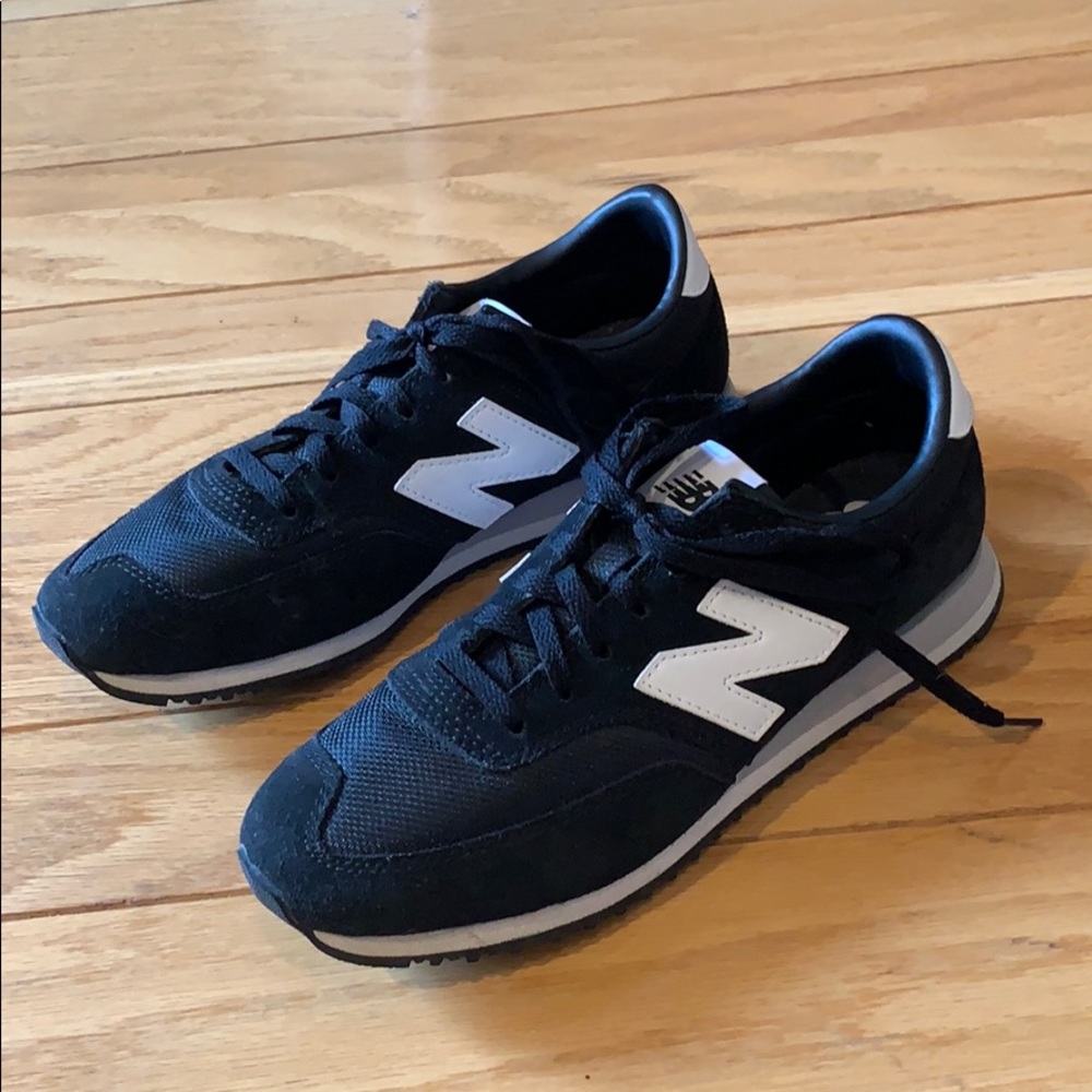New Balance sneakers size 8.